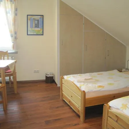 Ferienpension Zum Hochscheid Mayen