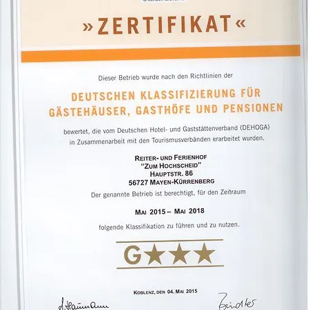Pensión Ferienpension Zum Hochscheid 3*